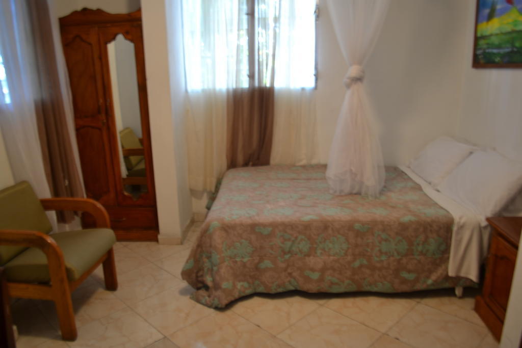 Pacot Breeze Hotel Musseau Quarto foto
